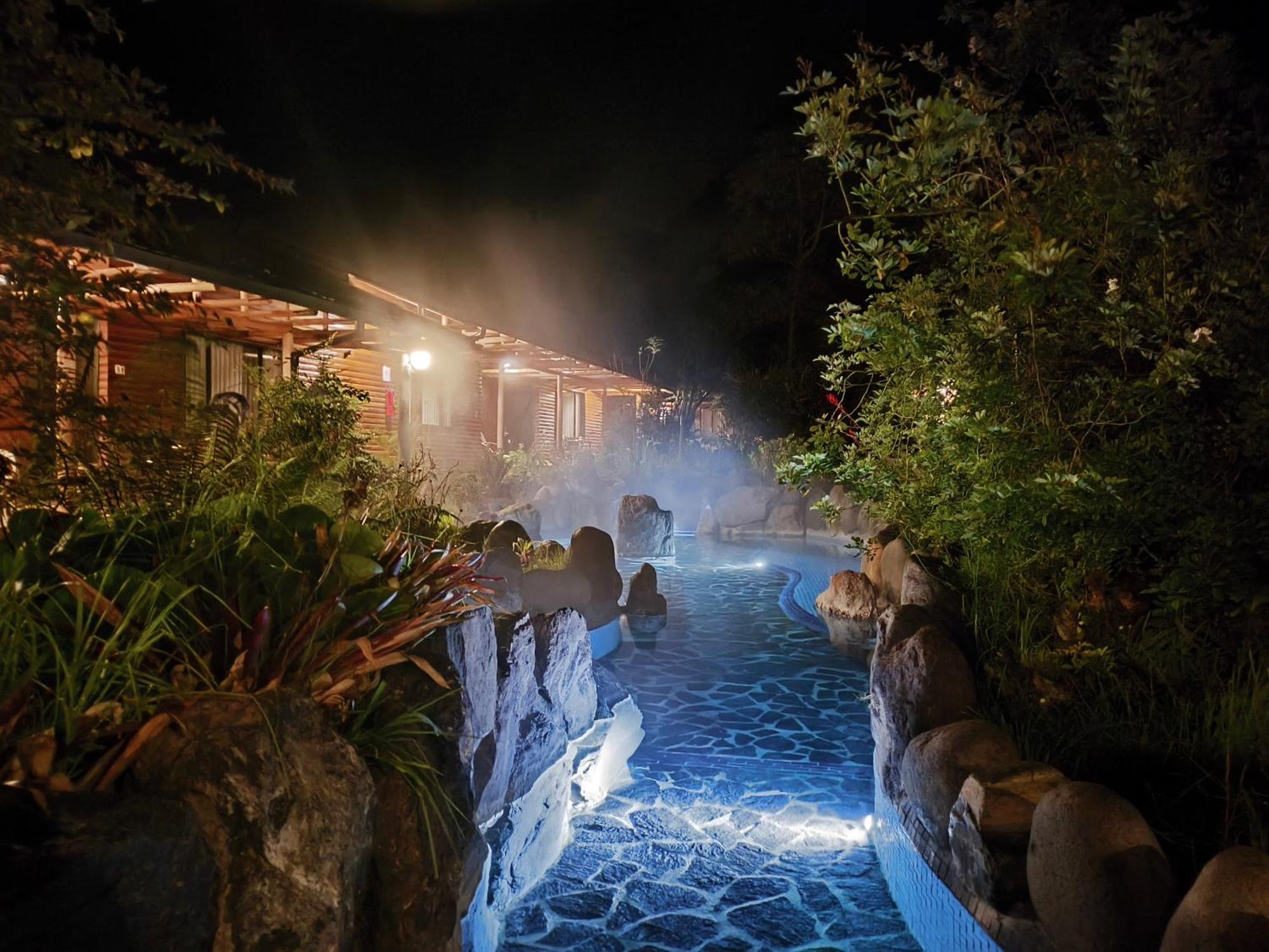 Termas De Papallacta Eksteriør bilde The thermal hot springs of Baños
